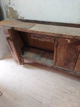 Banco de trabajo de madera. (Urge vender)