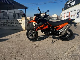 KTM 690 SMC Supermotard Naranja/Negra