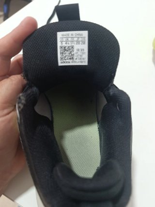 Zapatillas Baloncesto Adidas Verdes y Blancas