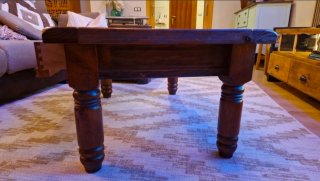 Mesa centro madera maciza con cajón (solo recoger)