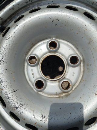Rueda de recambio VW T5/T6 - teléfono de contacto: