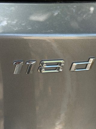BMW Serie 1 118d 2011