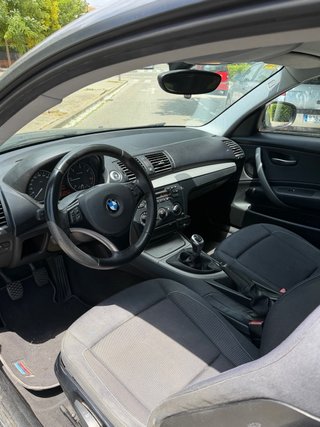 BMW Serie 1 118d 2011