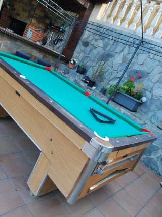 Mesa de billar verde
