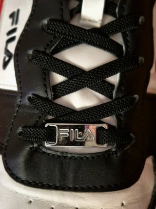 Zapatillas Fila caña media basket