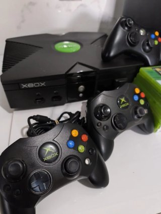 Lote Xbox 360 e One: Console, controller e giochi