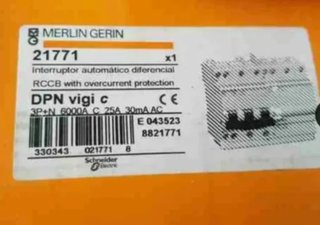 magnetotermico + dif. Merlin gerin 21771 (3) y (5)
