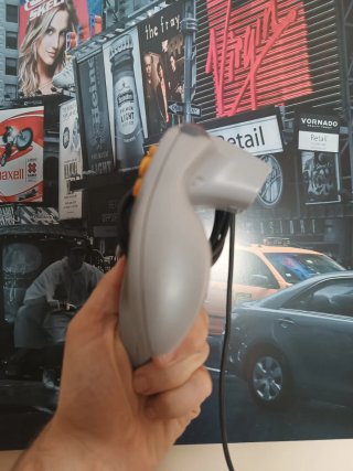 Mando Nintendo 64 - Buen estado