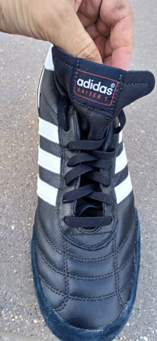 Zapatillas Adidas Kaiser 5 Talla 42