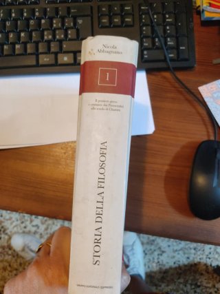 Libro di filosofia