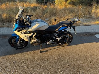 BMW R1200RS