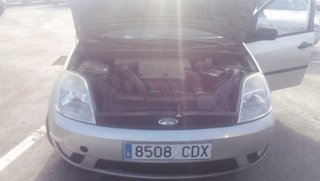 Ford 20945237 faro antiniebla 2s6115k201a fiesta v