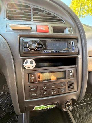Hyundai Elantra 2003