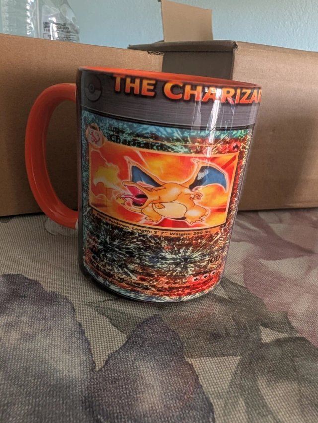 Taza Pokémon Charizard Chronicles