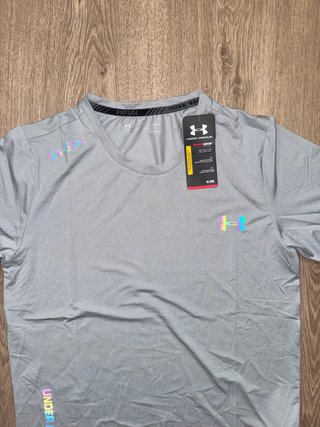 Camiseta Under Armour Gris Talla M