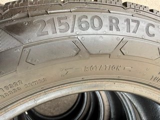 Neumáticos Continental 215/60/17C 104/102H