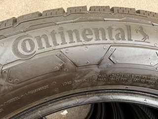 Neumáticos Continental 215/60/17C 104/102H