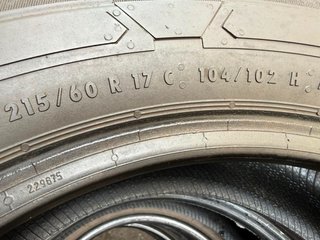 Neumáticos Continental 215/60/17C 104/102H
