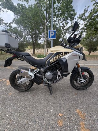 Ducati Multistrada 1260 Beige/Plata