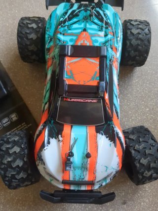 Coche radiocontrol 1/18 4WD
