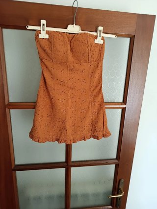 Top senza spalline color ruggine