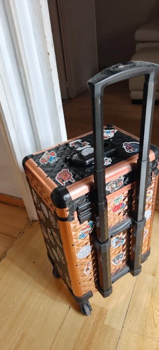 Maletín Songmics con ruedas