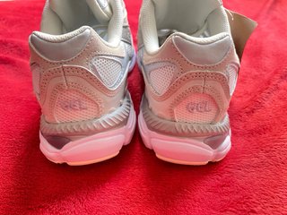 ASICS Blancas Beige