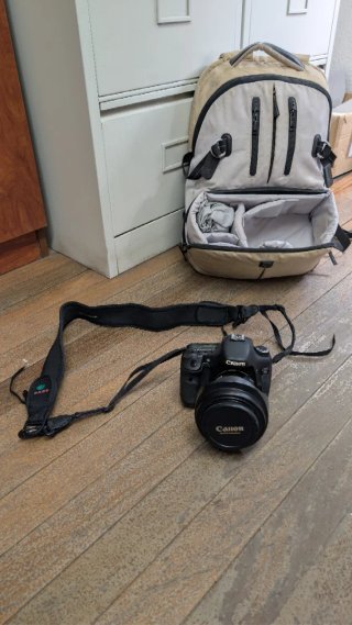 Canon 7D + Objetivo 10-22mm + Accesorios