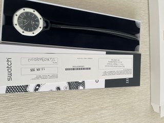 Swatch x Audemars Piguet Royal Pop ocho negro