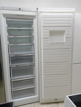Congelador Vertical Bosch Blanco