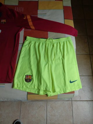 Conjunto FC Barcelona rosa y verde