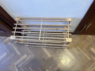 Zapatero de madera
