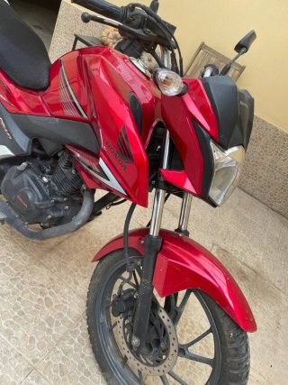 Moto Honda cb125f