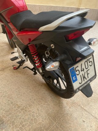 Moto Honda cb125f