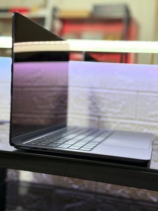 MacBook Air M3 16GB 256GB 10 Ciclos