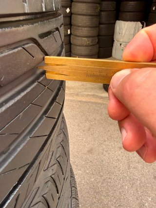 Neumáticos Bridgestone 215/50/18 92W