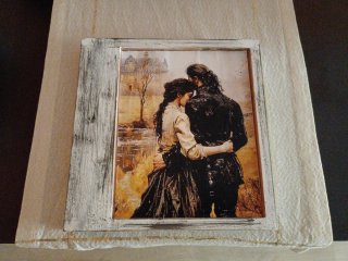 Cuadro romántico pareja abrazada