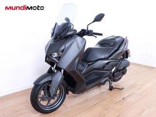 YAMAHA X-MAX 125