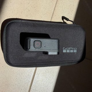 GoPro HERO11 Black + Batería y Tarjeta SD