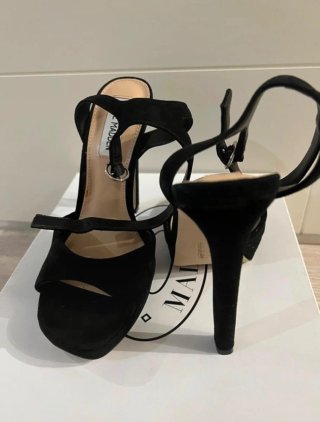 Sandalias tacón Steve Madden negras T38