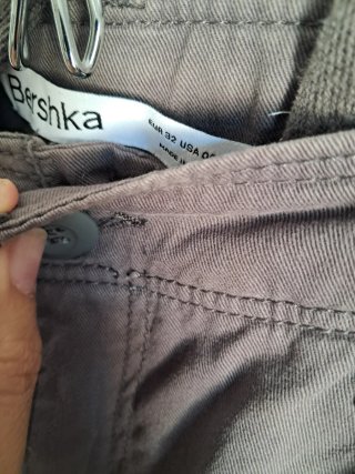 Pantalón cargo marrón
