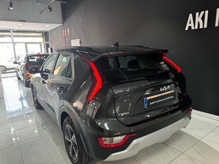 Kia Niro 1.6 GDi HEV Concept 104 kW (141 CV)