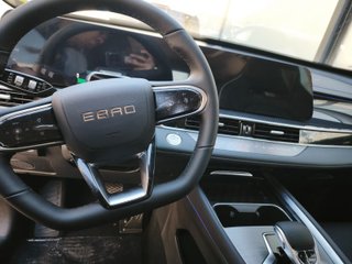 EBRO S700 1.6 TGDI Luxury 7 DCT 108 kW (147 CV)