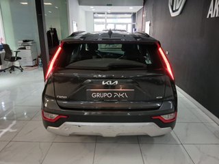 Kia Niro 1.6 GDi HEV Concept 104 kW (141 CV)