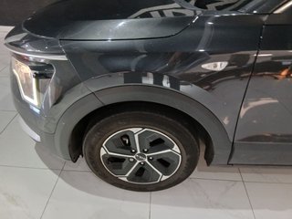 Kia Niro 1.6 GDi HEV Concept 104 kW (141 CV)