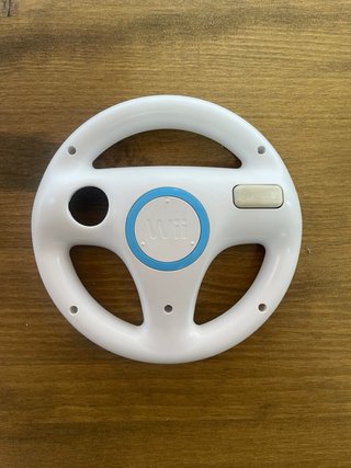 Mario Kart Wii + Wii Wheel + Wii Fit Plus