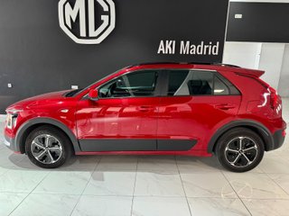 Kia Niro 1.6 GDi HEV Concept 104 kW (141 CV)