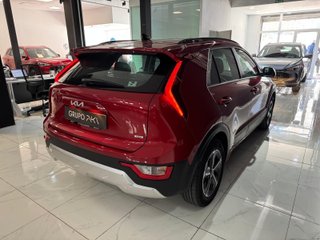 Kia Niro 1.6 GDi HEV Concept 104 kW (141 CV)