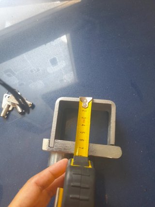 Cierre de seguridad U