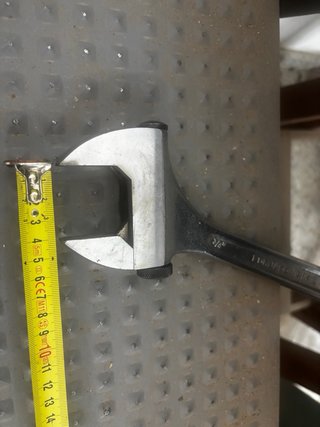 Llave inglesa Irimo 12 Forjada España